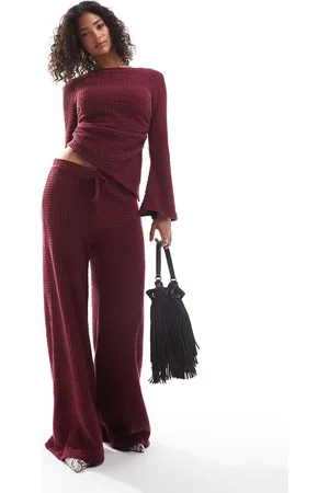 ASOS Pantalones de pernera ancha con textura gofrada muy suave de (parte de un conjunto)-Rojo