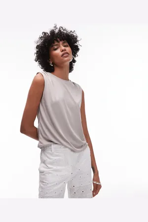 MANGO Camiseta marrón grisáceo con hombros fruncidos de tejido suave de