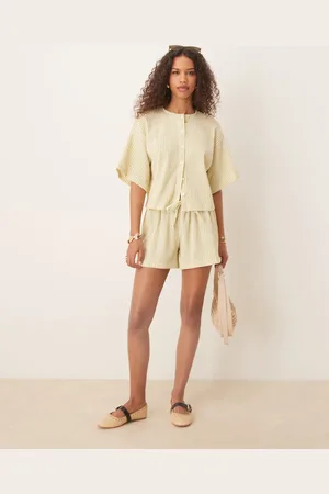 ASOS Pantalones cortos verdes a cuadros de estilo bóxer de tejido texturizado de (parte de un conjunto)