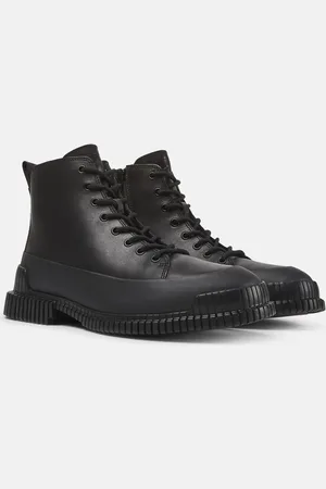 Camper Botines negros con cordones de