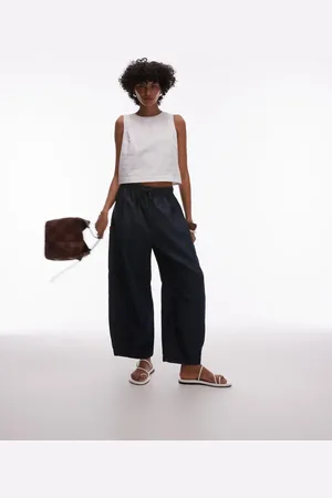 ARKET Pantalones cortos vaqueros de estilo bermudas con lavado sin cierres de