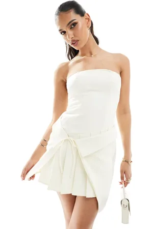 Kaiia Vestido corto color plisado con escote palabra de honor y detalle de lazada exclusivo de -Blanco