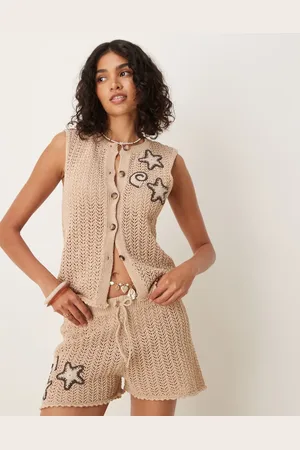 ASOS Chaleco de punto con aplicaciones de conchas de croché de (parte de un conjunto)
