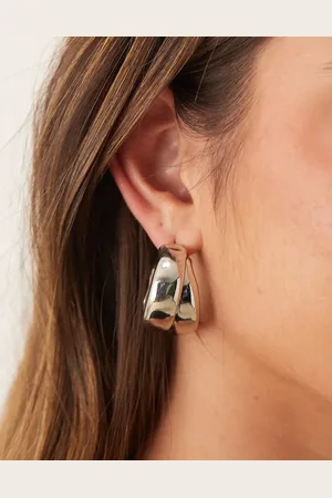 ASOS Pendientes de aro plateados con diseño cruzado grueso de