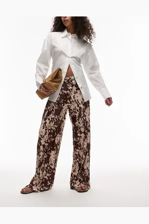 Topshop Pantalones marrones plisados con estampado animal abstracto de