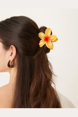Sui Ava Pinza para el cabello grande amarilla en forma de flor de plumeria de