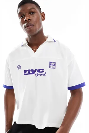 ASOS Polo de corte cuadrado extragrande con diseño de paneles y gráfico de estilo deportivo de