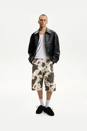 Bershka Bermuda Skater Animal Print Hombre 40