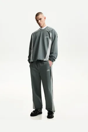 Bershka Pantalón Baggy Técnico Hombre S