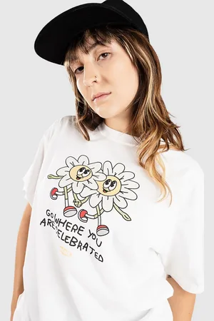 Petals and Peacocks Celebrated Camiseta blanco