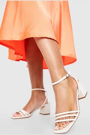 Boohoo Sandalias De Tacón Grueso Bajo Con Tres Tiras Y Puntera Cuadrada