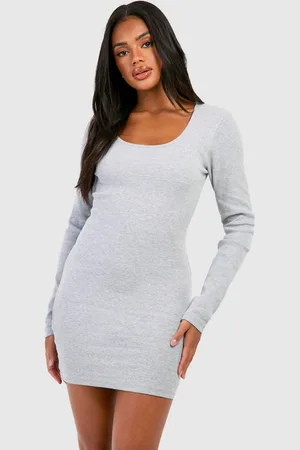 Boohoo Vestido Mini De Canalé Y Manga Larga Con Escote En U
