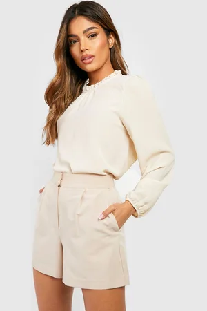 Boohoo Blusa De Tela Y Manga Larga Con Volante En El Cuello