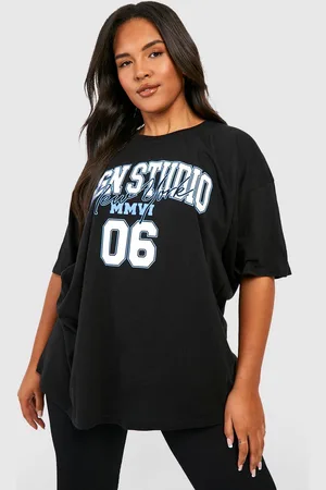 Boohoo Camiseta Plus Oversize Con Estampado Universitario Dsgn Studio