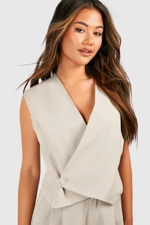 Boohoo Chaleco Asimétrico Con Botones
