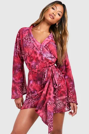 Boohoo Vestido Mini Cruzado Con Estampado Animal