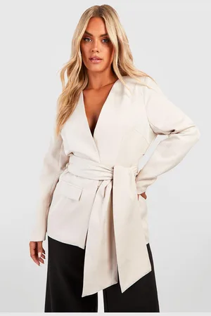 Boohoo Americana Plus De Tela Con Cinturón Y Bolsillos