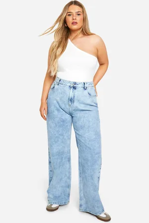 Boohoo Vaqueros Plus De Pernera Ancha Y Tiro Alto Moldeadores De Trasero