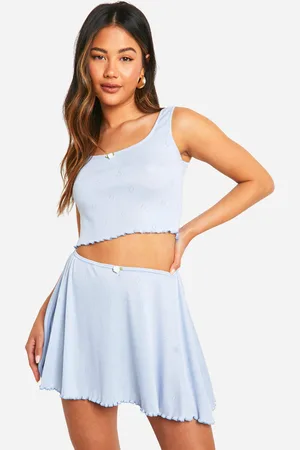 Boohoo Top Sin Mangas De Pointelle Con Escote En U Y Detalle De Rosas