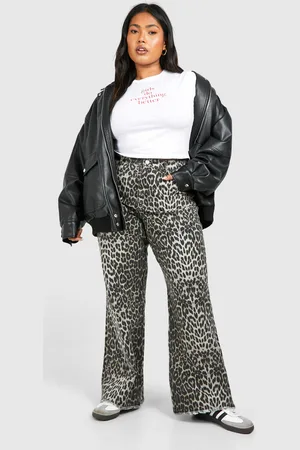 Boohoo Vaqueros Plus De Pernera Recta Con Estampado De Leopardo