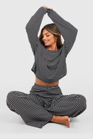 Boohoo Pijama Largo De Tela Jersey Con Estampado De Rayas