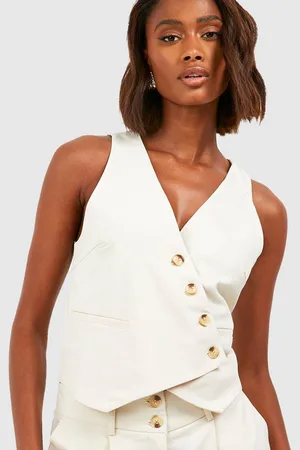 Boohoo Chaleco Entallado Asimétrico Con Botones De Imitación De Cuerno