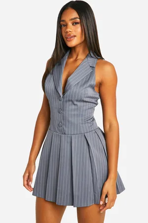Boohoo Vestido Con Falda Y Chaleco Estilo Tenis De Rayas