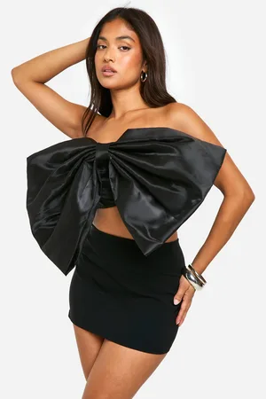 Boohoo Top Crop Petite De Raso Con Lazo