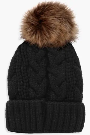 Boohoo Gorro De Punto En Ochos Con Pompón De Pelo Sintético