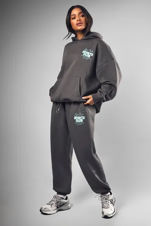 Boohoo Pantalón Deportivo Oversize Con Botamanga Y Eslogan Dsgn Studio