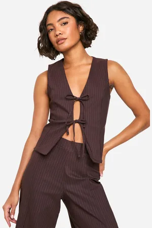 Boohoo Chaleco Tall Con Raya Diplomática Y Atadura Frontal