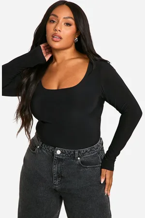 Boohoo Body Plus Ceñido De Tela Doble Con Escote En U