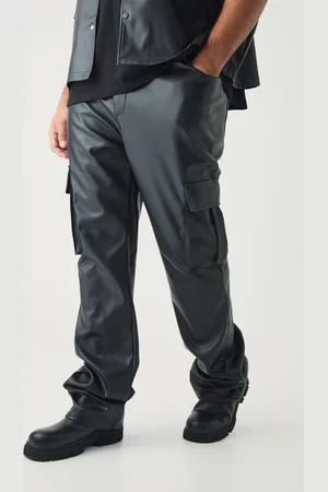 Boohoo Pantalón Plus Cargo De Campana Y Cuero Sintético Con Pernera Plisada