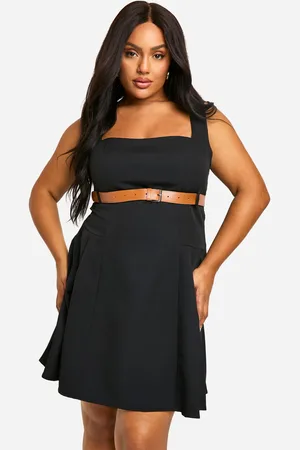 Boohoo Vestido Plus Mini Con Cinturón, Escote Cuadrado Y Hebilla