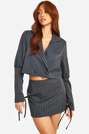 Boohoo Americana Crop De Raya Diplomática Con Tiras Cruzadas En Las Mangas