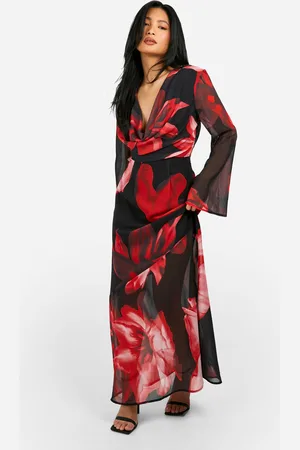 Boohoo Vestido Petite Maxi De Flores Con Detalle Plisado