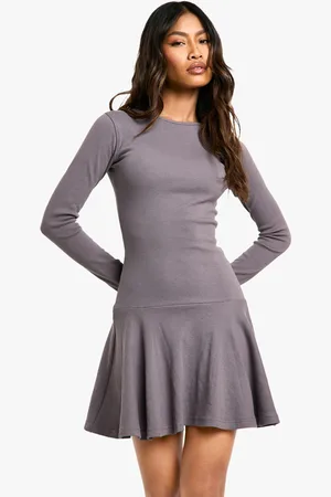 Boohoo Vestido Skater De Canalé Con Caída En El Bajo