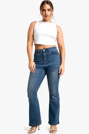 Boohoo Vaqueros Petite Básicos De Campana