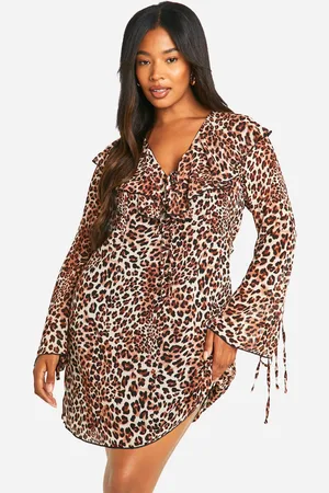 Boohoo Vestido Recto Plus De Tela Con Volante Y Estampado De Leopardo