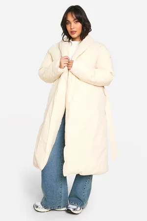 Boohoo Abrigo Plus Acolchado Con Cinturón