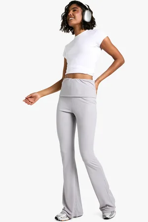 Boohoo Pantalón Tall De Campana De Canalé Suave Con Cintura Plegada