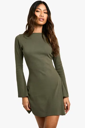 Boohoo Vestido Recto De Canalé Con Atadura En La Espalda