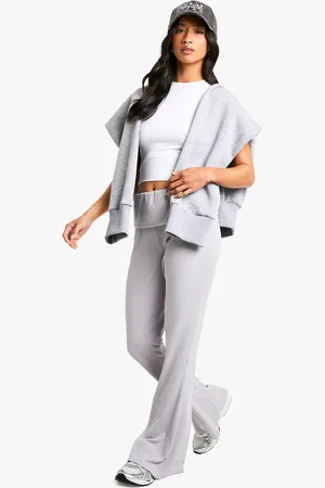 Boohoo Pantalón Petite De Campana Y Canalé Suave Con Cintura Elástica