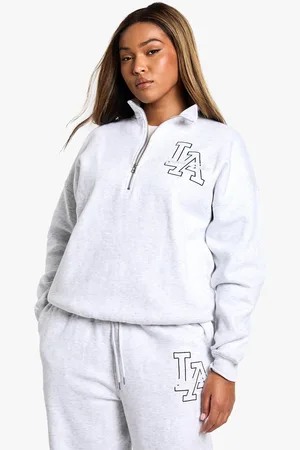 Boohoo Sudadera Plus Con Bordado La Y Cremallera A La Mitad