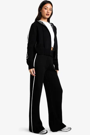 Boohoo Pantalón De Campana Tall De Punto Con Capucha Y Detalle De Rayas
