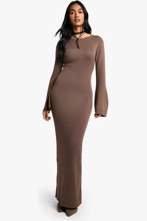 Boohoo Vestido Maxi De Punto Y Canalé Premium Con Mangas Acampanadas