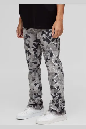Boohoo Pantalón De Campana Ajustado De Camuflaje Con Apliques Y Refuerzos