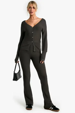 Boohoo Conjunto Coordinado De Pantalón De Campana Y Cárdigan De Punto Y Canalé Premium Con Cintura Ceñida