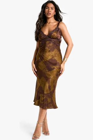 Boohoo Vestido Maxi Con Ribete De Encaje Y Estampado Difuminado