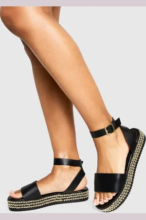 Boohoo Plataformas Con Hebilla Y Suela Con Tachuelas